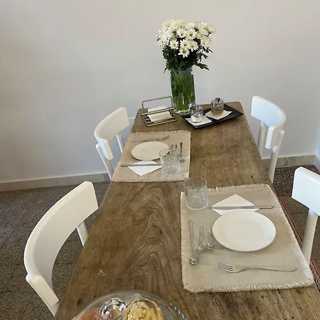 Al Dio Bes Bed & Breakfast Cagliari